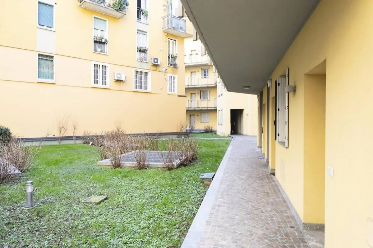 Apartment Prime Living - Green Suite Sui Navigli Milan