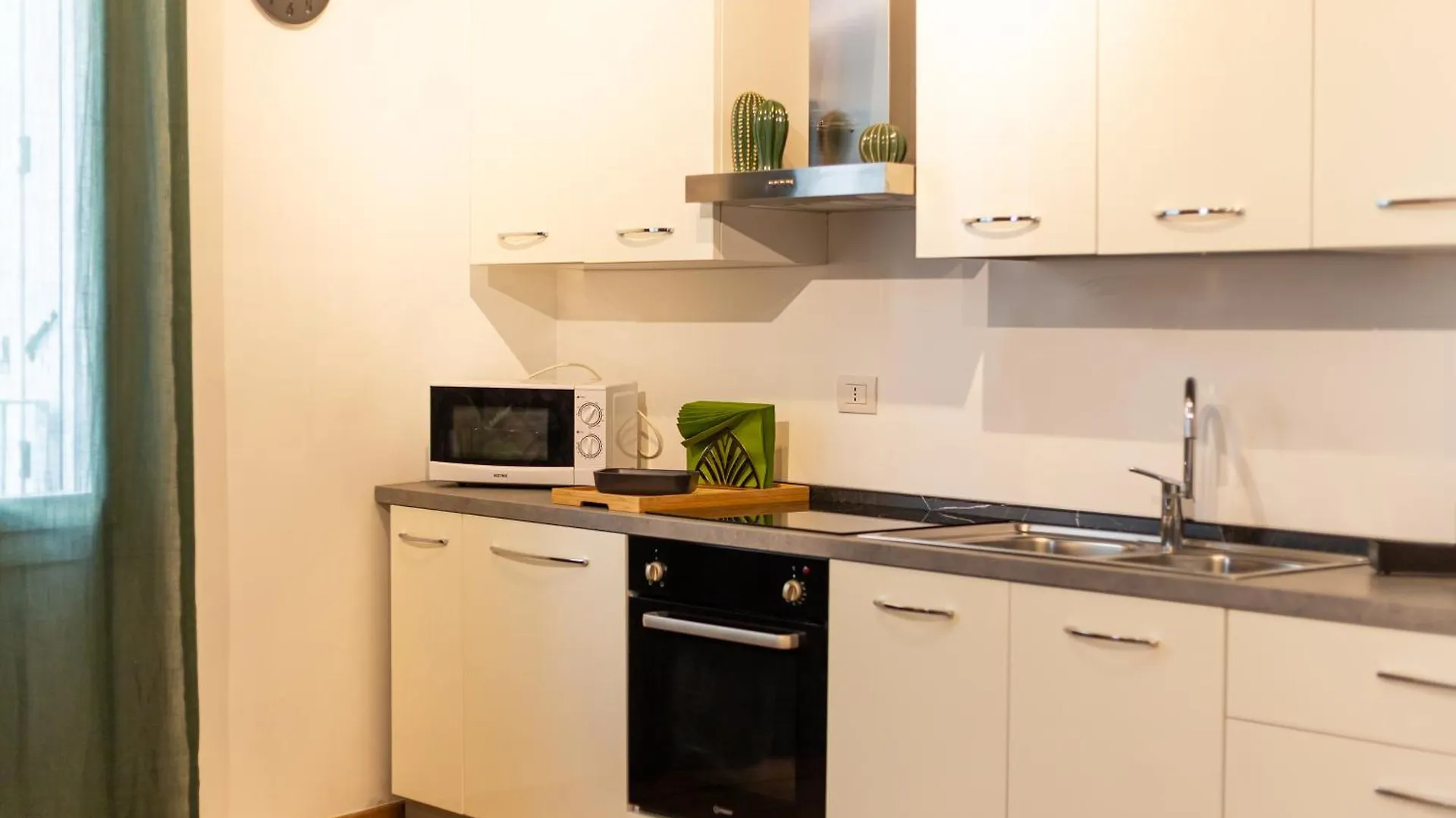 Apartment Prime Living - Green Suite Sui Navigli Milan