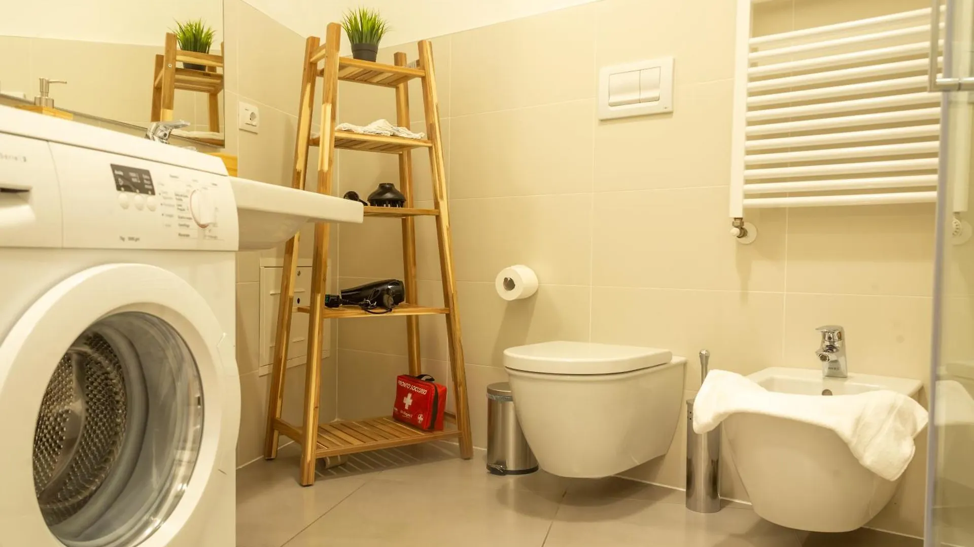 Prime Living - Green Suite Sui Navigli Milaan 0*,  Italië